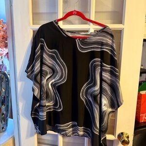 Elegant Black and White Women's Top